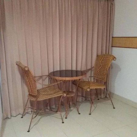 Rattakit Mansion Aparthotel Патая Екстериор снимка